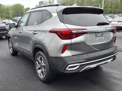 2022 Kia Seltos EX