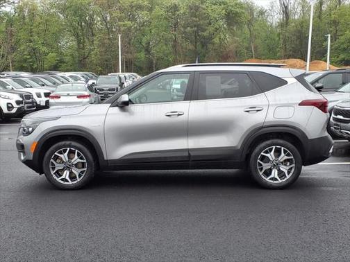2022 Kia Seltos EX