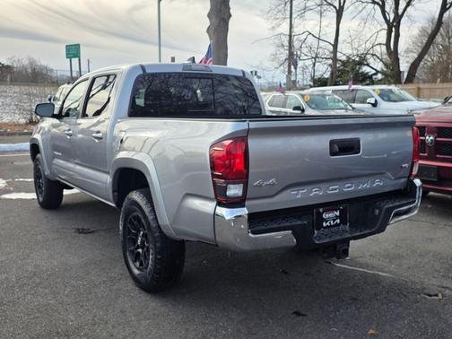 2022 Toyota Tacoma SR5