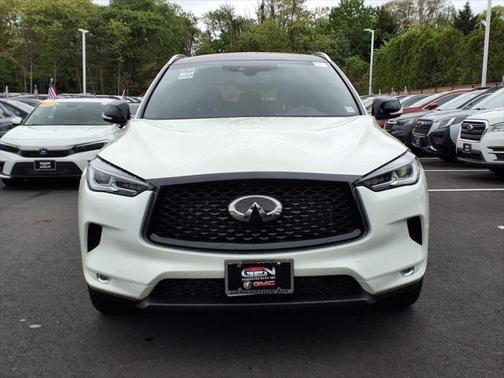 2022 INFINITI QX50 LUXE AWD
