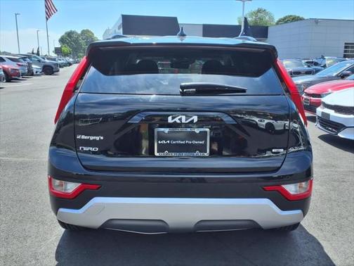 2023 Kia Niro EX
