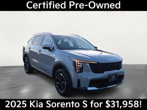 2025 Kia Sorento S
