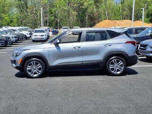 2023 Kia Seltos LX