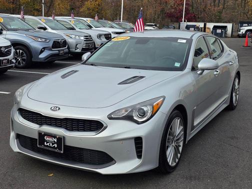 2018 Kia Stinger Base