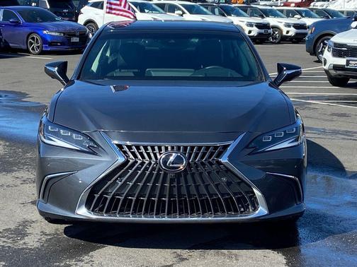 2023 Lexus ES 350 Ultra Luxury