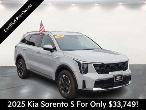2025 Kia Sorento S