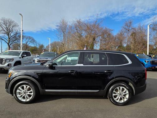 2022 Kia Telluride LX