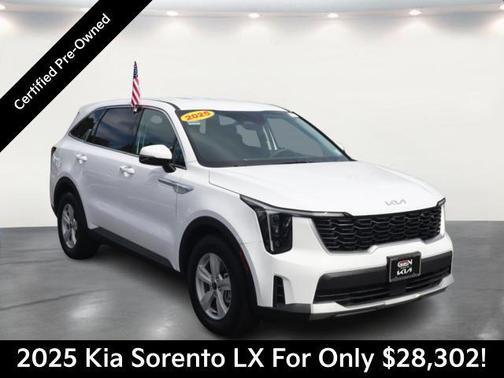 2025 Kia Sorento LX