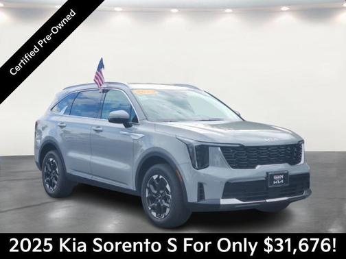 2025 Kia Sorento S