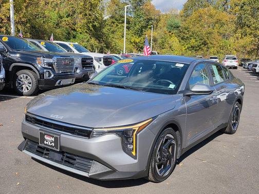 2025 Kia K4 EX