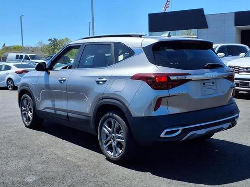 2023 Kia Seltos S
