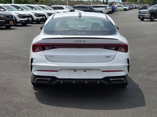 Glacial White Pearl 2023 Kia K5 GT-Line
