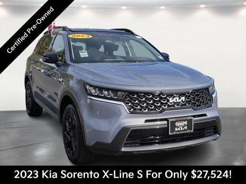 2023 Kia Sorento S