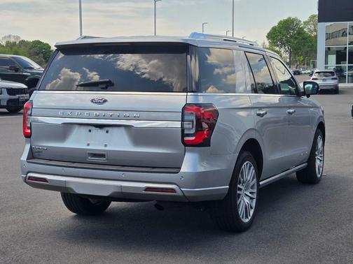 ICONIC SILVER METALLIC 2023 Ford Expedition Platinum