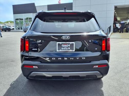 2021 Kia Sorento S