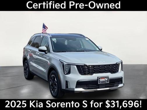 Wolf Gray 2025 Kia Sorento S