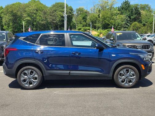 Dark Ocean Blue 2025 Kia Seltos LX