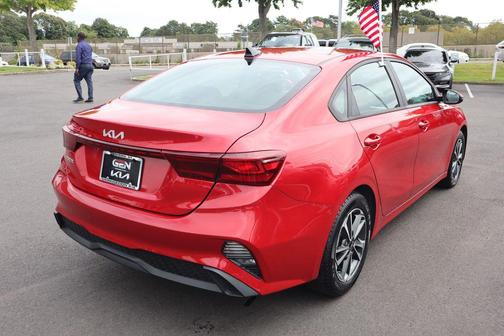 2023 Kia Forte LXS