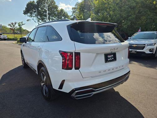 2022 Kia Sorento S