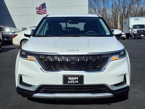 2022 Kia Carnival LXS