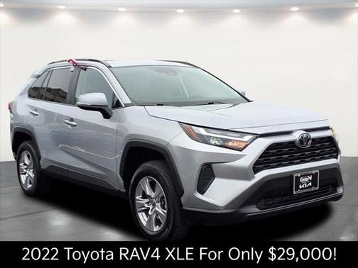 2022 Toyota RAV4 XLE