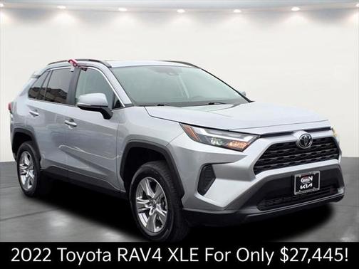 2022 Toyota RAV4 XLE