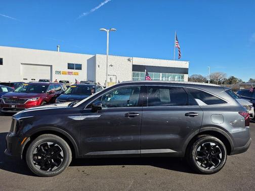 2024 Kia Sorento S
