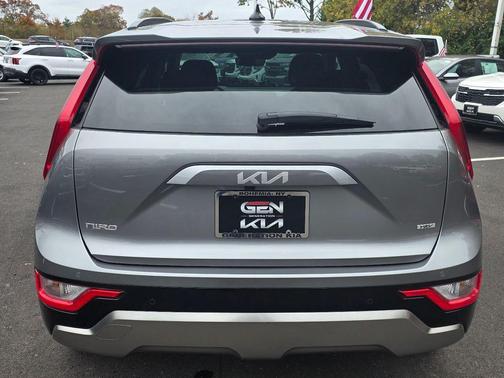 2024 Kia Niro Touring