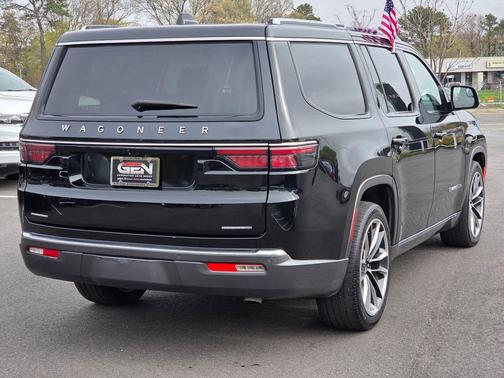 Diamond Black Crystal Pearlcoat 2022 Jeep Wagoneer Series III 4x4