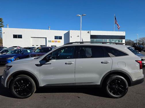 2023 Kia Sorento S
