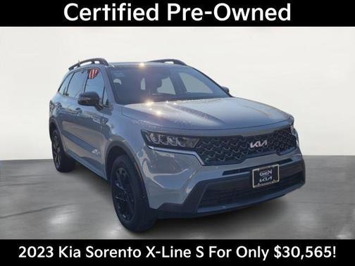 2023 Kia Sorento S