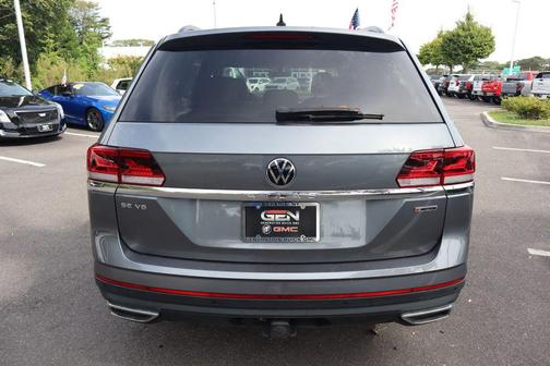 2022 Volkswagen Atlas 3.6L SE w/Technology