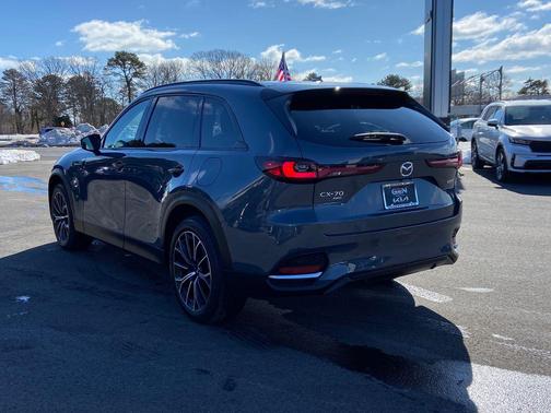 2025 Mazda CX-70 PHEV Premium Package