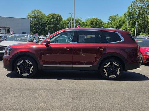 Dawning Red 2023 Kia Telluride S