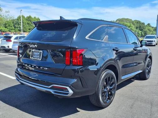 2022 Kia Sorento SX