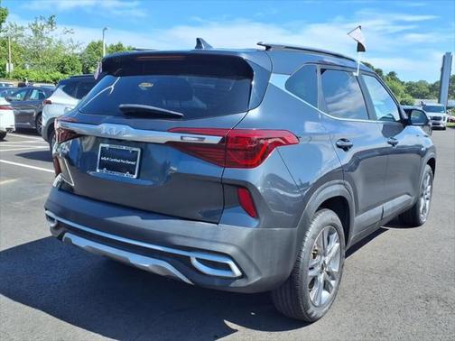 2022 Kia Seltos S