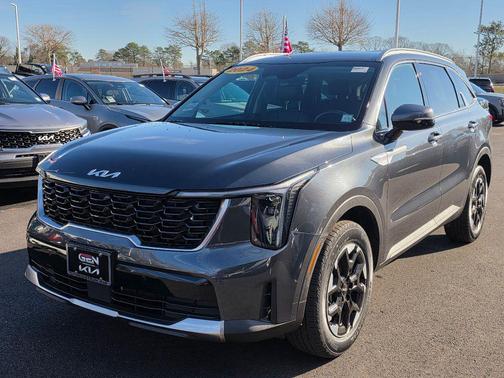2024 Kia Sorento S
