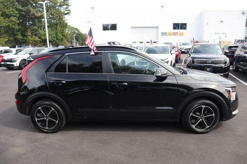 2023 Kia Niro EX
