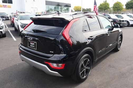 2023 Kia Niro EX