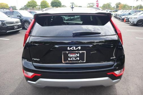 2023 Kia Niro EX