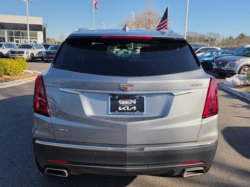 2024 Cadillac XT5 Luxury