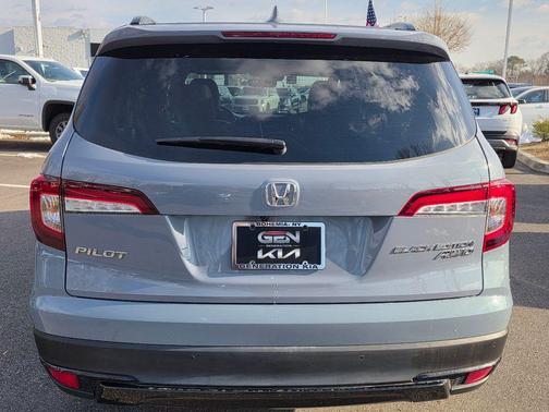 2022 Honda Pilot AWD Black Edition