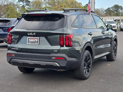 Aruba Green 2023 Kia Sorento S