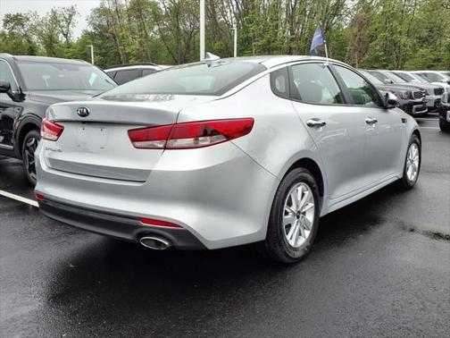 2017 Kia Optima LX