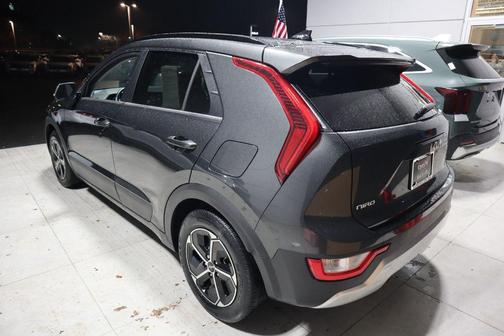 2023 Kia Niro EX