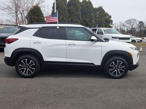 Summit White 2023 Chevrolet Trailblazer ACTIV