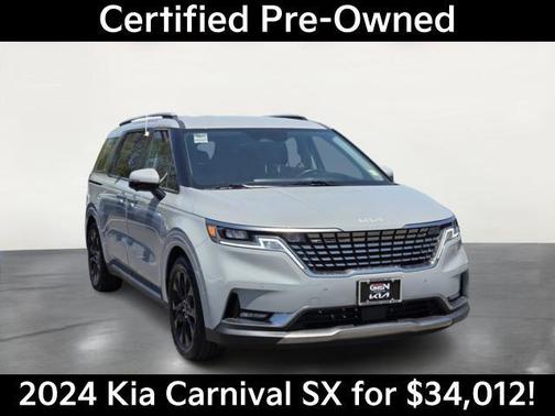 Ceramic Silver 2024 Kia Carnival SX