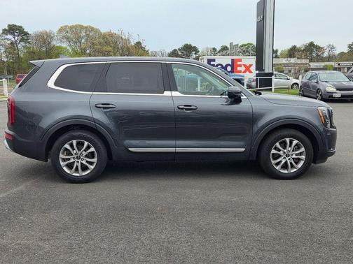 Gravity Grey 2022 Kia Telluride LX