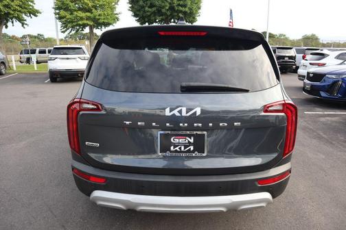 2022 Kia Telluride LX
