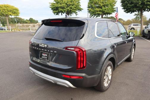 2022 Kia Telluride LX